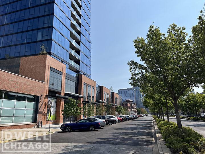 Apartment for rent at 160 N Elizabeth St, Chicago, IL 60607