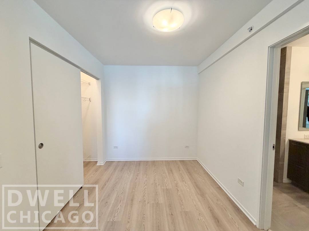 Apartment for rent at 220 E Illinois St, Chicago, IL 60611