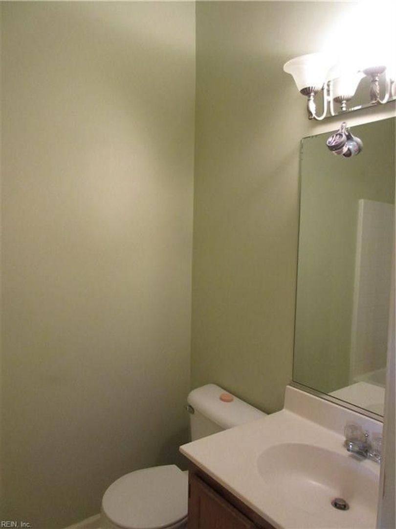 Townhouse for rent at 110 Foundry Court, Yorktown, VA 23693
