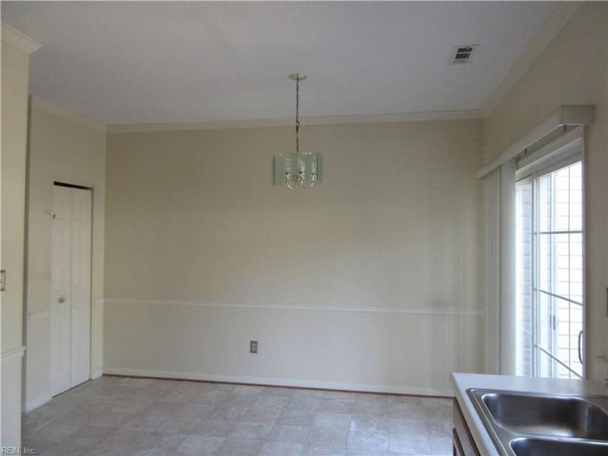 Townhouse for rent at 110 Foundry Court, Yorktown, VA 23693