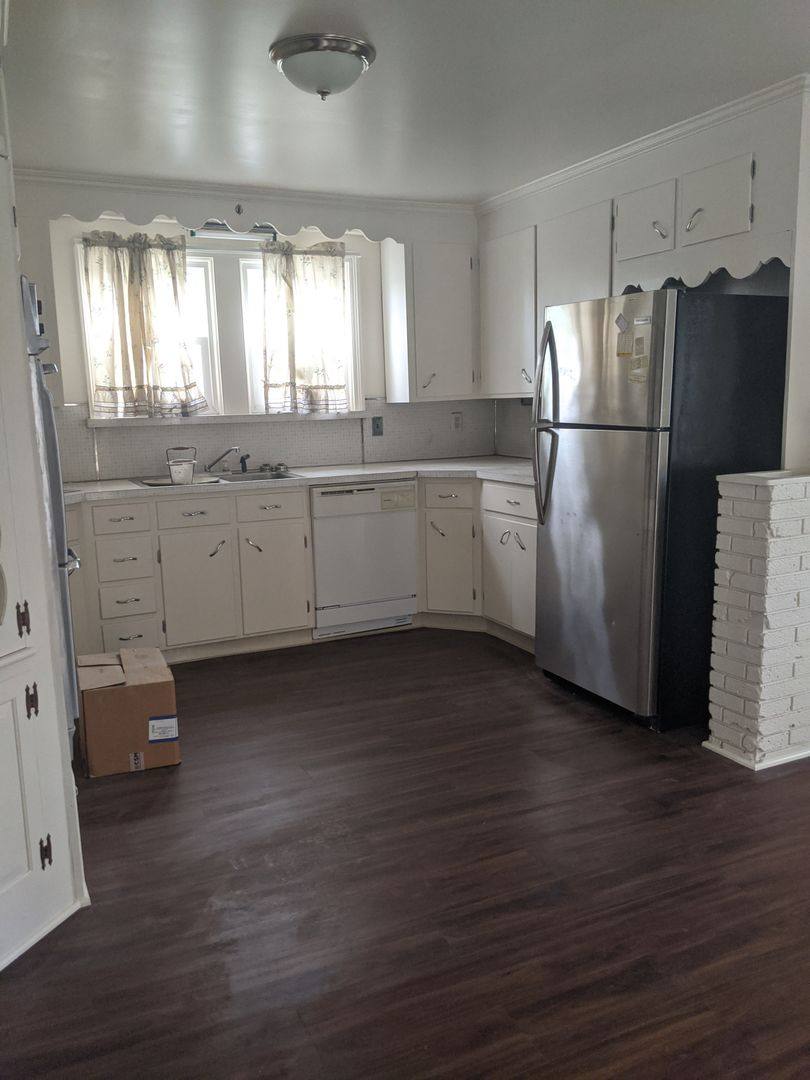 Apartment for rent at 201 E Main St, Dallastown, PA 17313