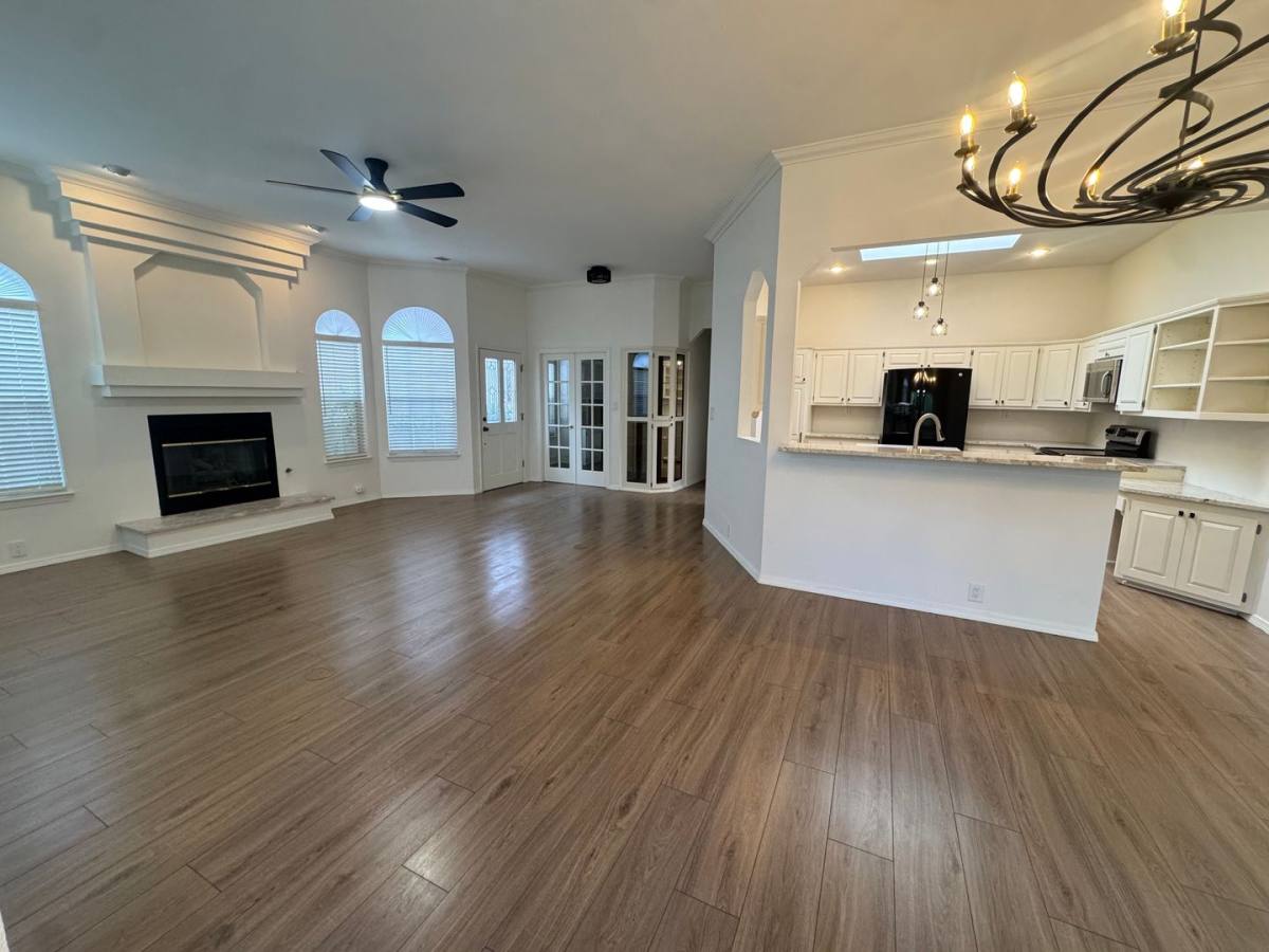 Townhouse for rent at 9301 Ironshore NE, Albuquerque, NM 87111