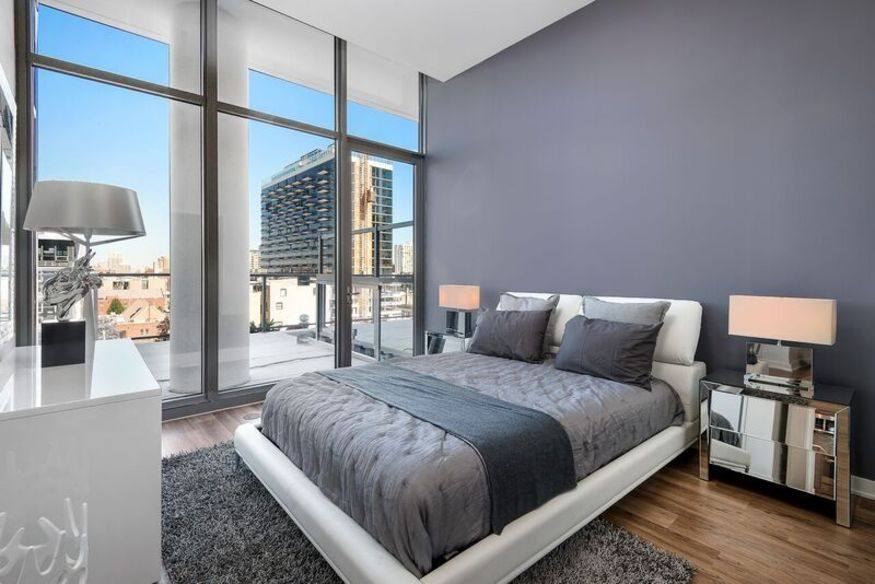 Apartment for rent at 347 W Chestnut St, Chicago, IL 60610