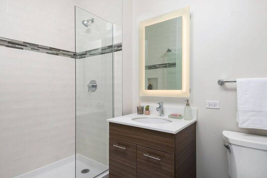 Apartment for rent at 347 W Chestnut St, Chicago, IL 60610