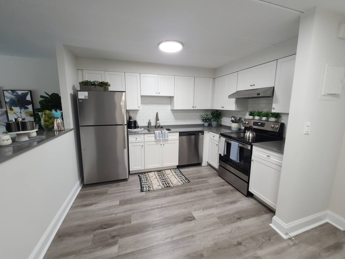 Apartment for rent at 1037 Southern Artery, Quincy, MA 02169