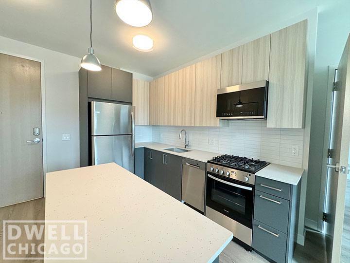 Apartment for rent at 670 N May St, Chicago, IL 60642
