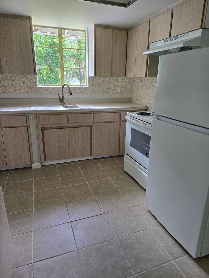 House for rent at 123 N Citrus Ave, Inverness, FL 34450