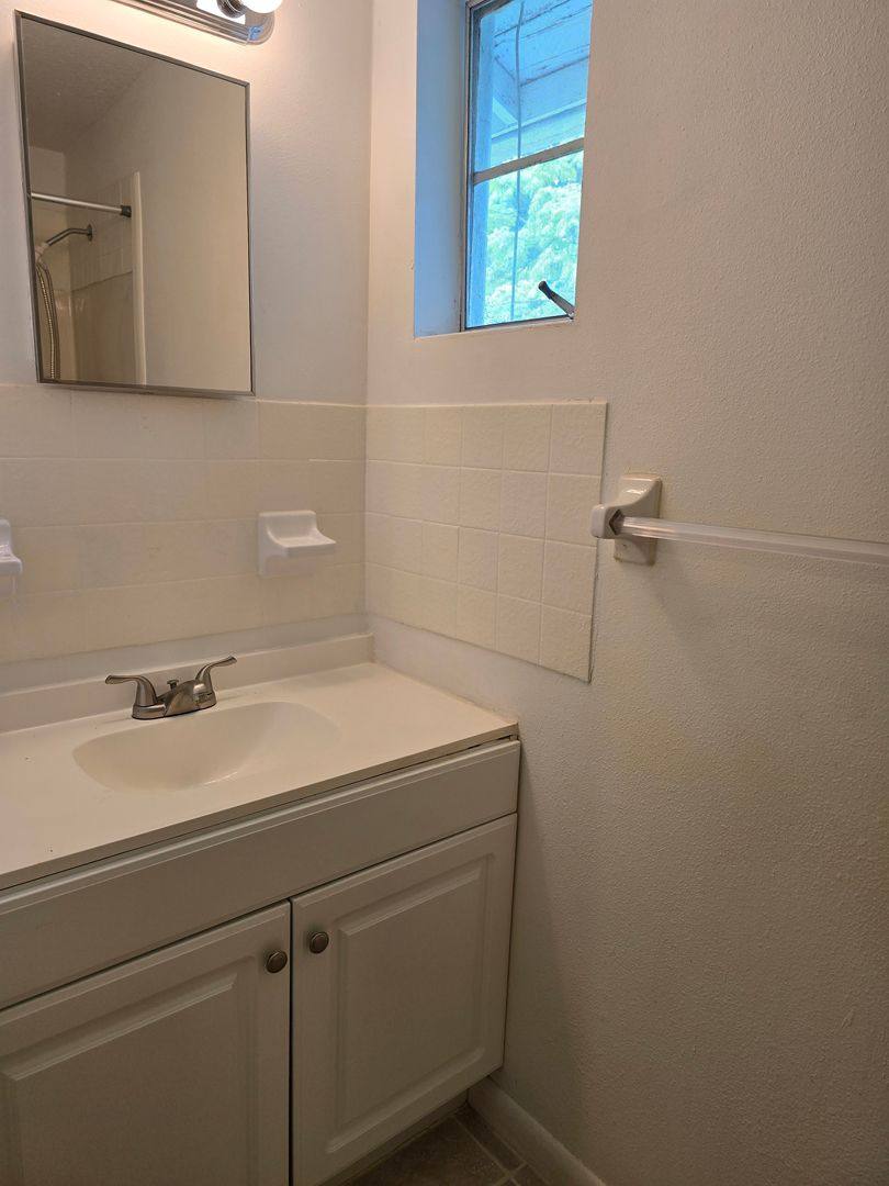 House for rent at 123 N Citrus Ave, Inverness, FL 34450