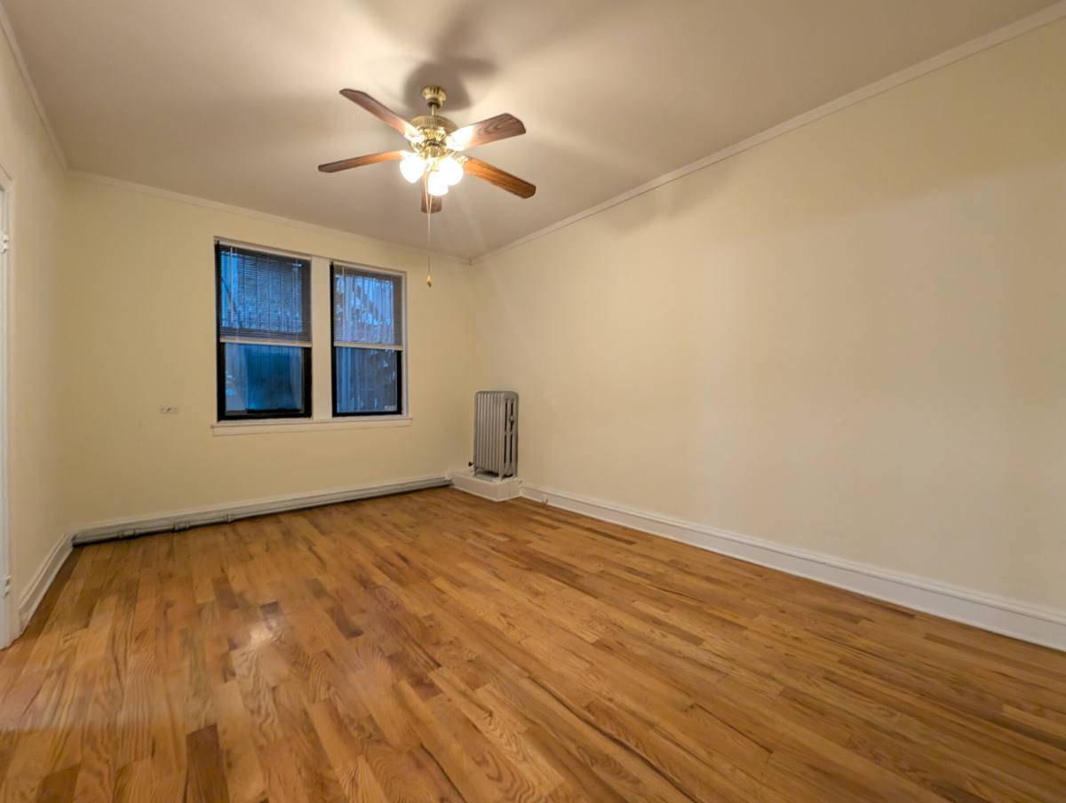 Apartment for rent at 4851 N Damen, Chicago, IL 60625