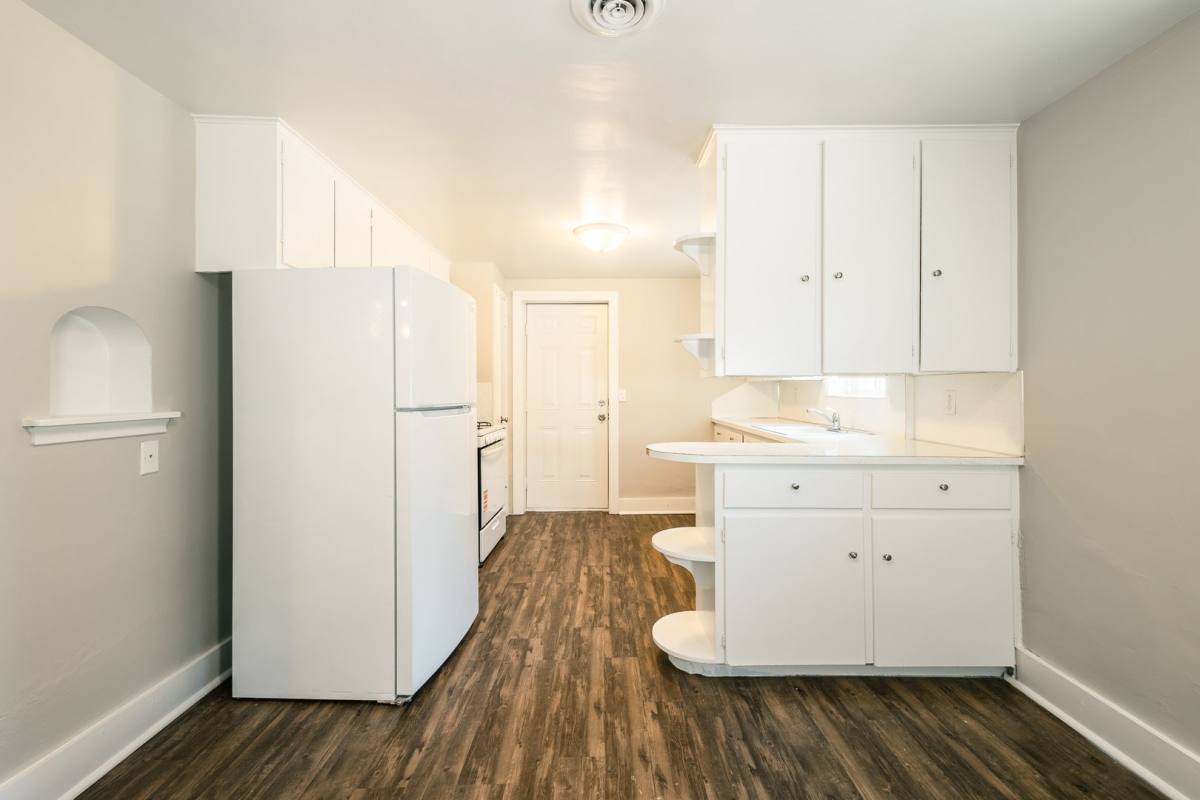 Apartment for rent at 3911 N 52nd St, Omaha, NE 68104