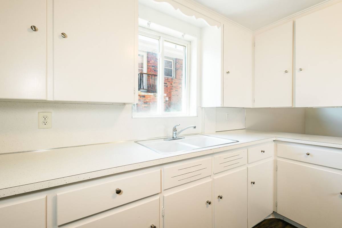 Apartment for rent at 3911 N 52nd St, Omaha, NE 68104