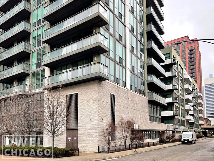 Apartment for rent at 670 W Wayman St, Chicago, IL 60661