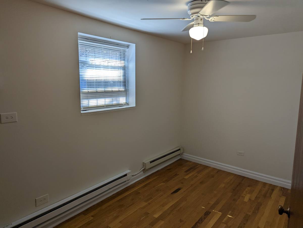 Apartment for rent at 815 W Cornelia, Chicago, IL 60657
