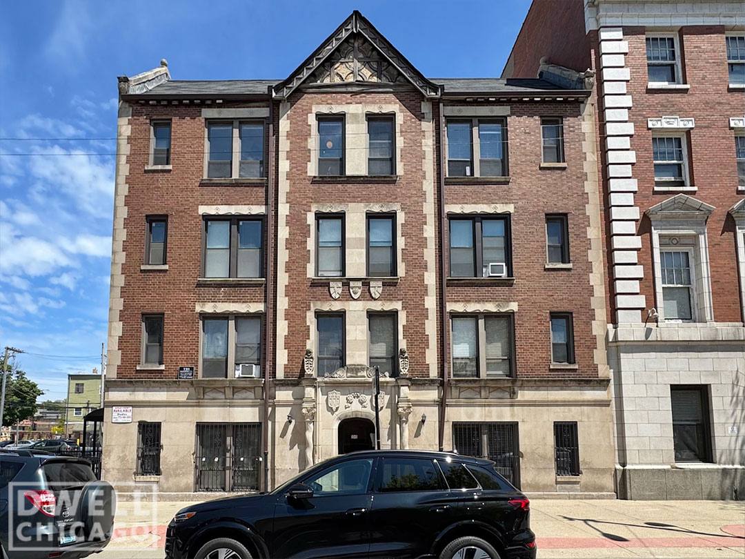 Apartment for rent at 3345 N Marshfield, Chicago, IL 60657