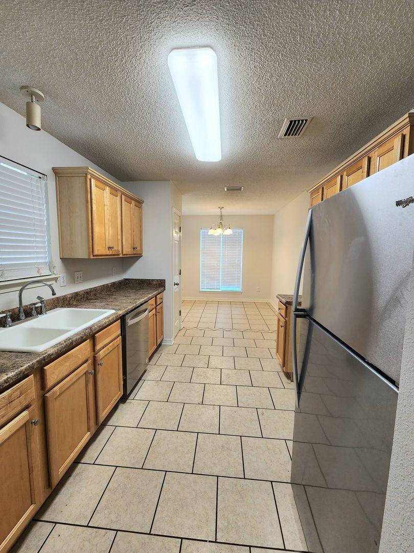House for rent at 2704 Hampton Park Circle, Foley, AL 36535