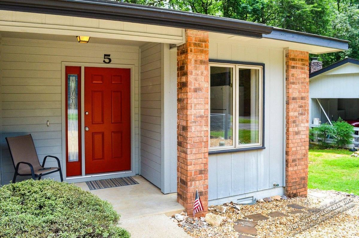 Townhouse for rent at 5 Cortez Lane, Hot Springs Village, AR 71909