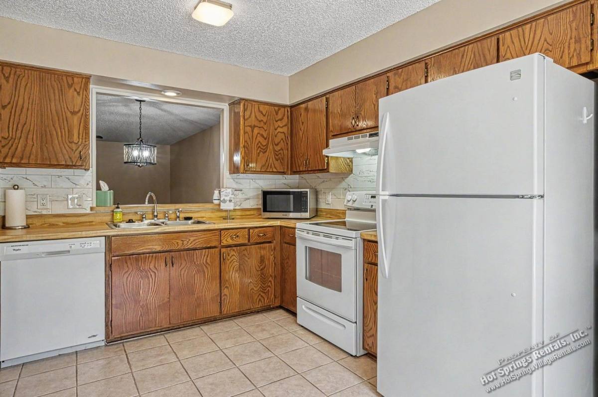 Townhouse for rent at 5 Cortez Lane, Hot Springs Village, AR 71909
