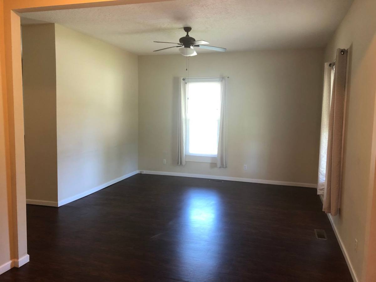 House for rent at 701 Francis St W, Jacksonville, AL 36265