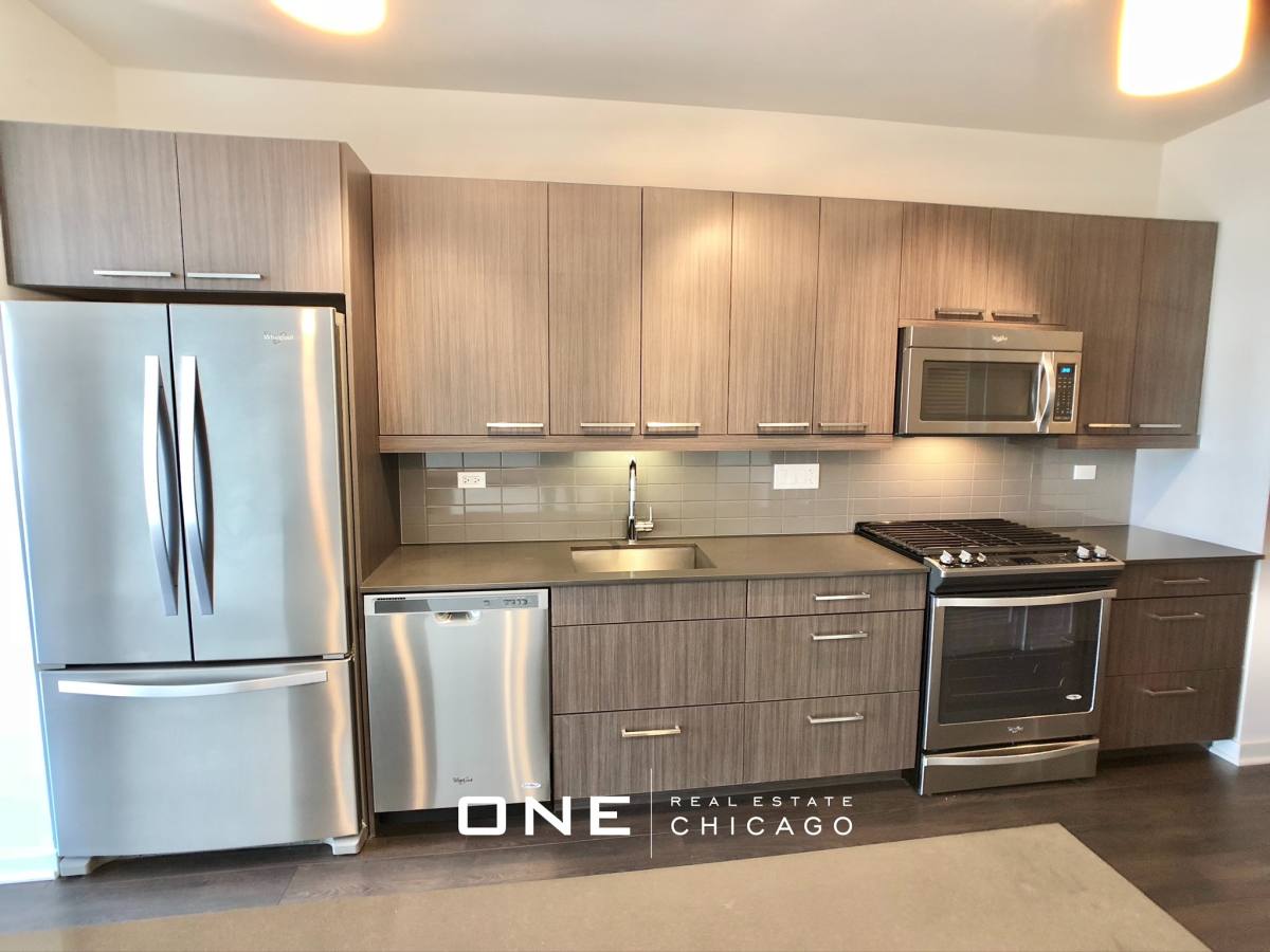 Apartment for rent at 724 W Couch, Chicago, IL 60661