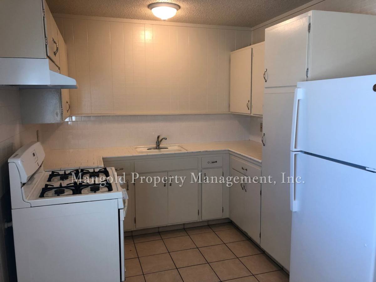 Apartment for rent at 16 Natividad Rd, Salinas, CA 93906