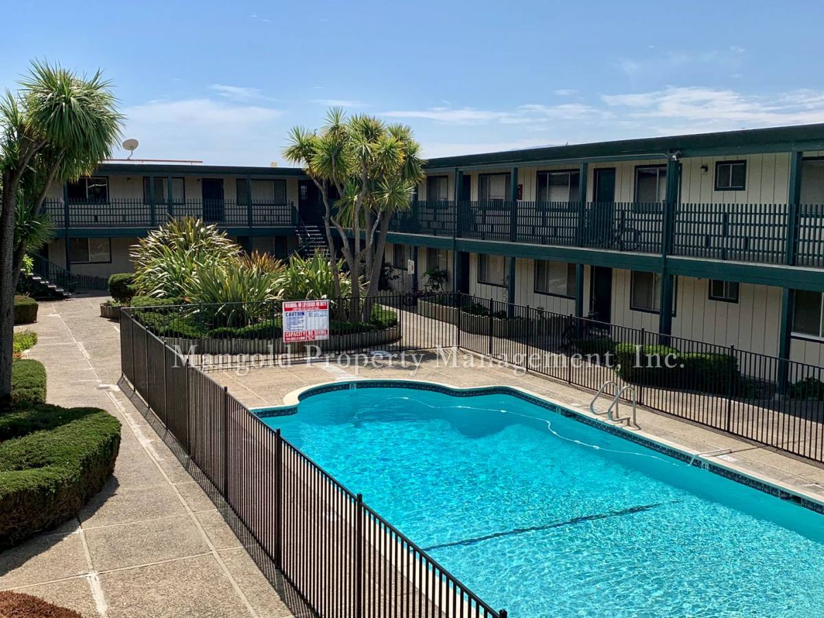Apartment for rent at 16 Natividad Rd, Salinas, CA 93906