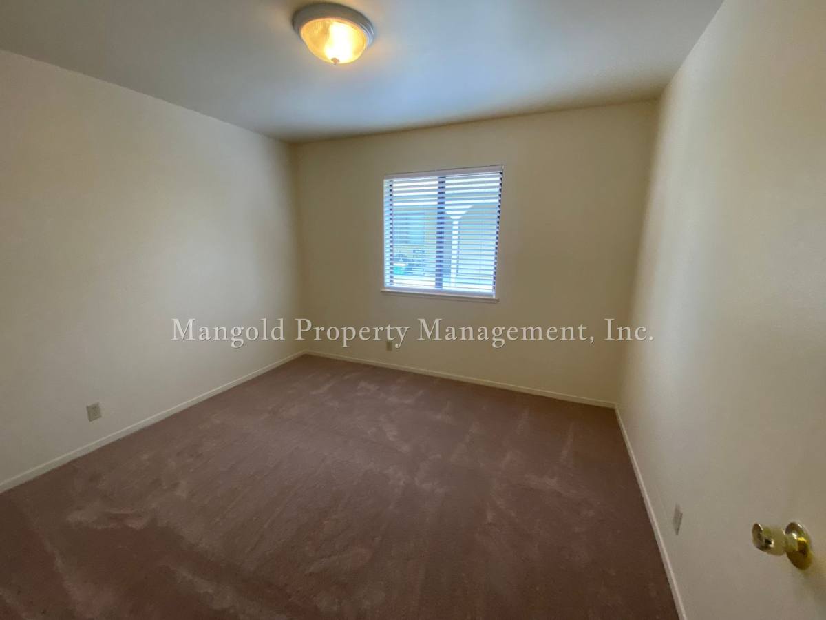 Apartment for rent at 2175 Perez St, Salinas, CA 93906
