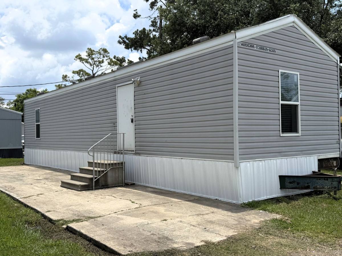 Apartment for rent at 1030 Mildred St #12, Sulphur, LA 70663