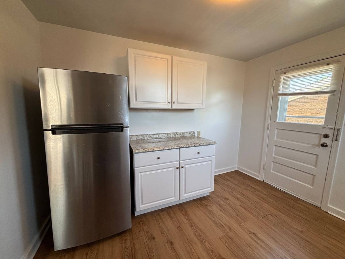 Apartment for rent at 1300 Kelton Ave, Pittsburgh, PA 15216