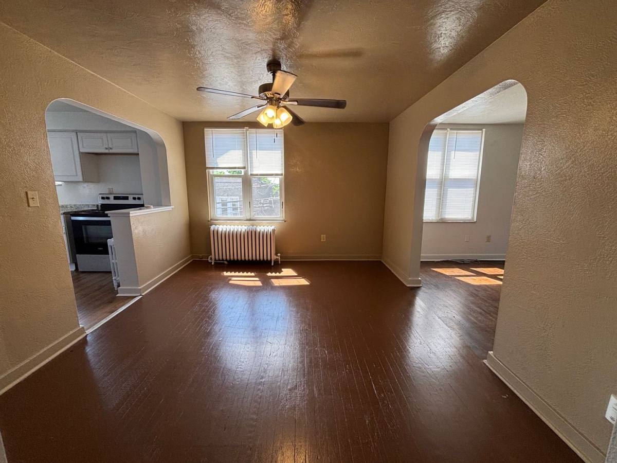 Apartment for rent at 1300 Kelton Ave, Pittsburgh, PA 15216