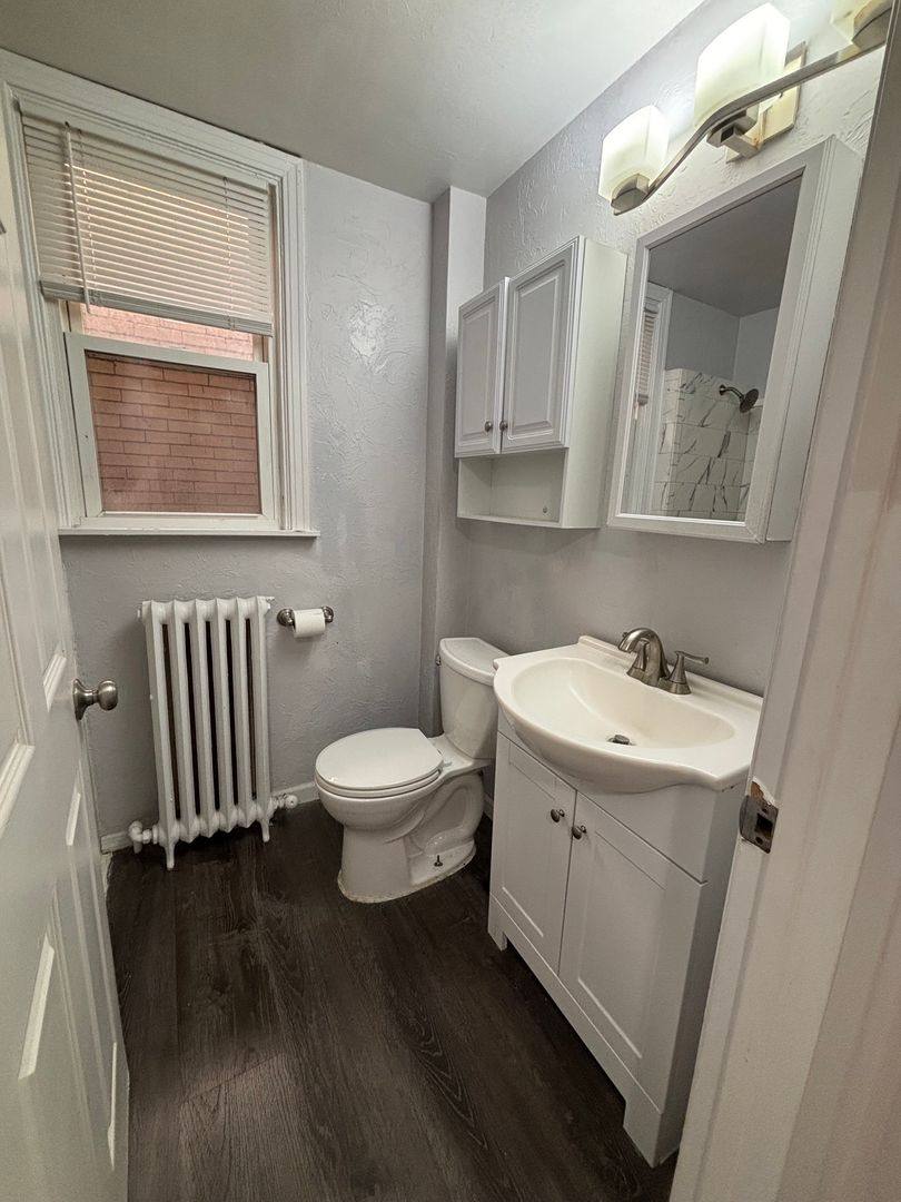 Apartment for rent at 1300 Kelton Ave, Pittsburgh, PA 15216
