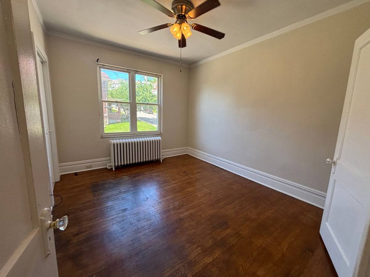 Apartment for rent at 1300 Kelton Ave, Pittsburgh, PA 15216