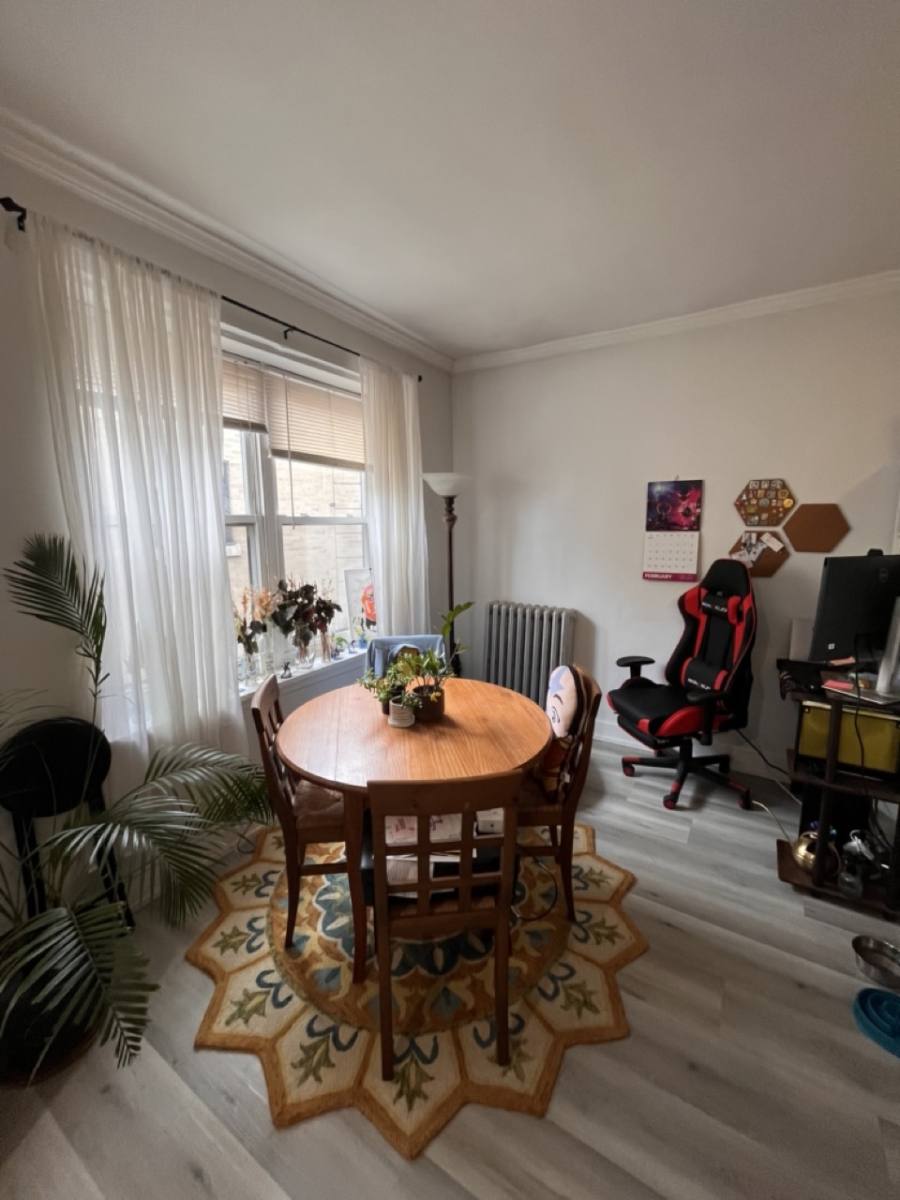 Apartment for rent at 5920 N Ridge Ave, Chicago, IL 60660