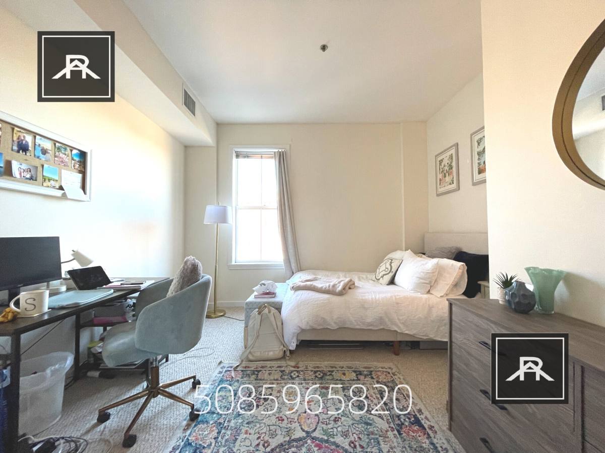 Apartment for rent at 6 Davis Ave, Brookline, MA 02445