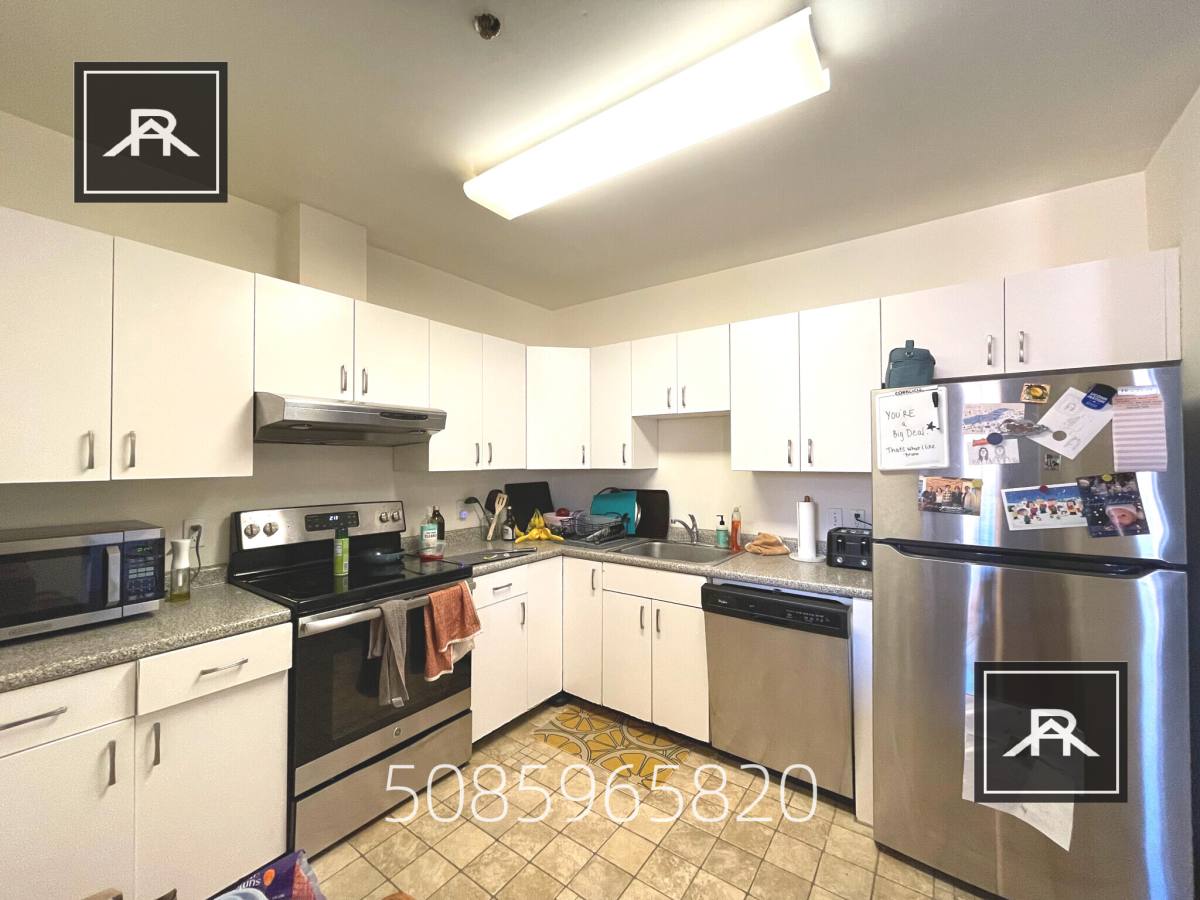 Apartment for rent at 6 Davis Ave, Brookline, MA 02445