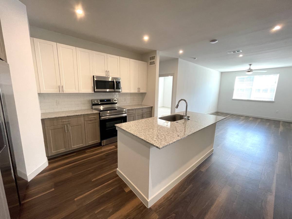 Apartment for rent at 2911 Central Expressway, Melissa, TX 75454