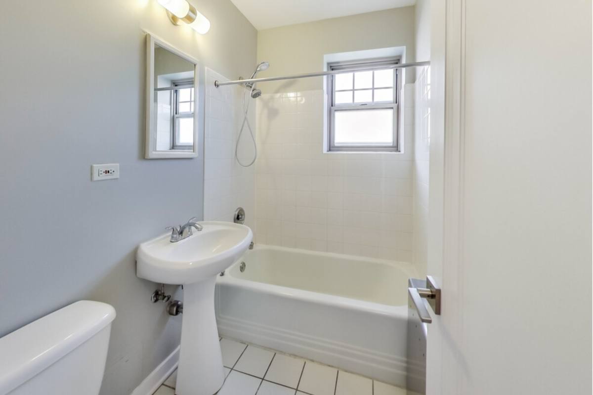 Apartment for rent at 2742 Hampton Parkway, Evanston, IL 60201