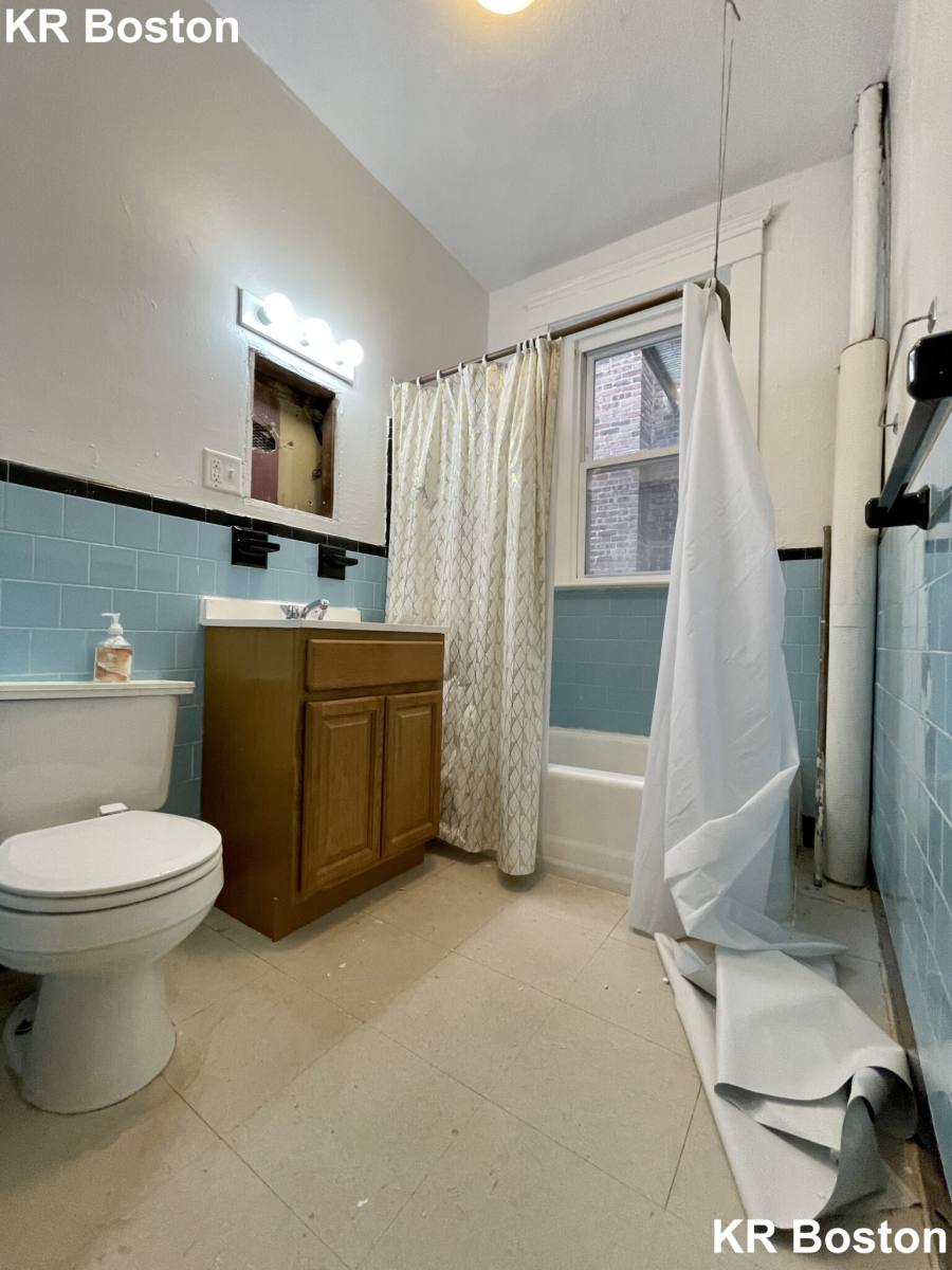 Apartment for rent at 1381 Commonwealth Ave, Allston, MA 02134