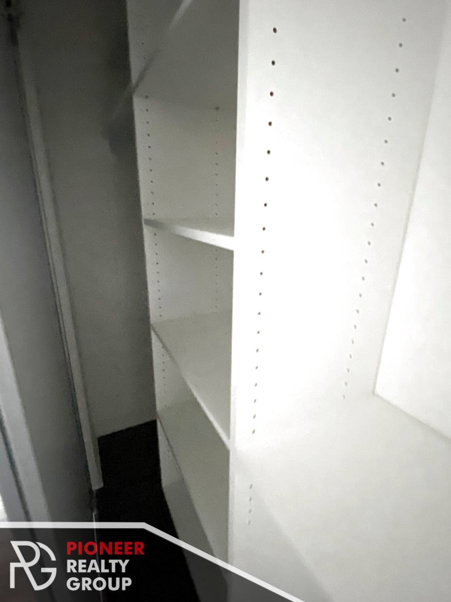 Apartment for rent at 5536 N Sheridan Rd, Chicago, IL 60640