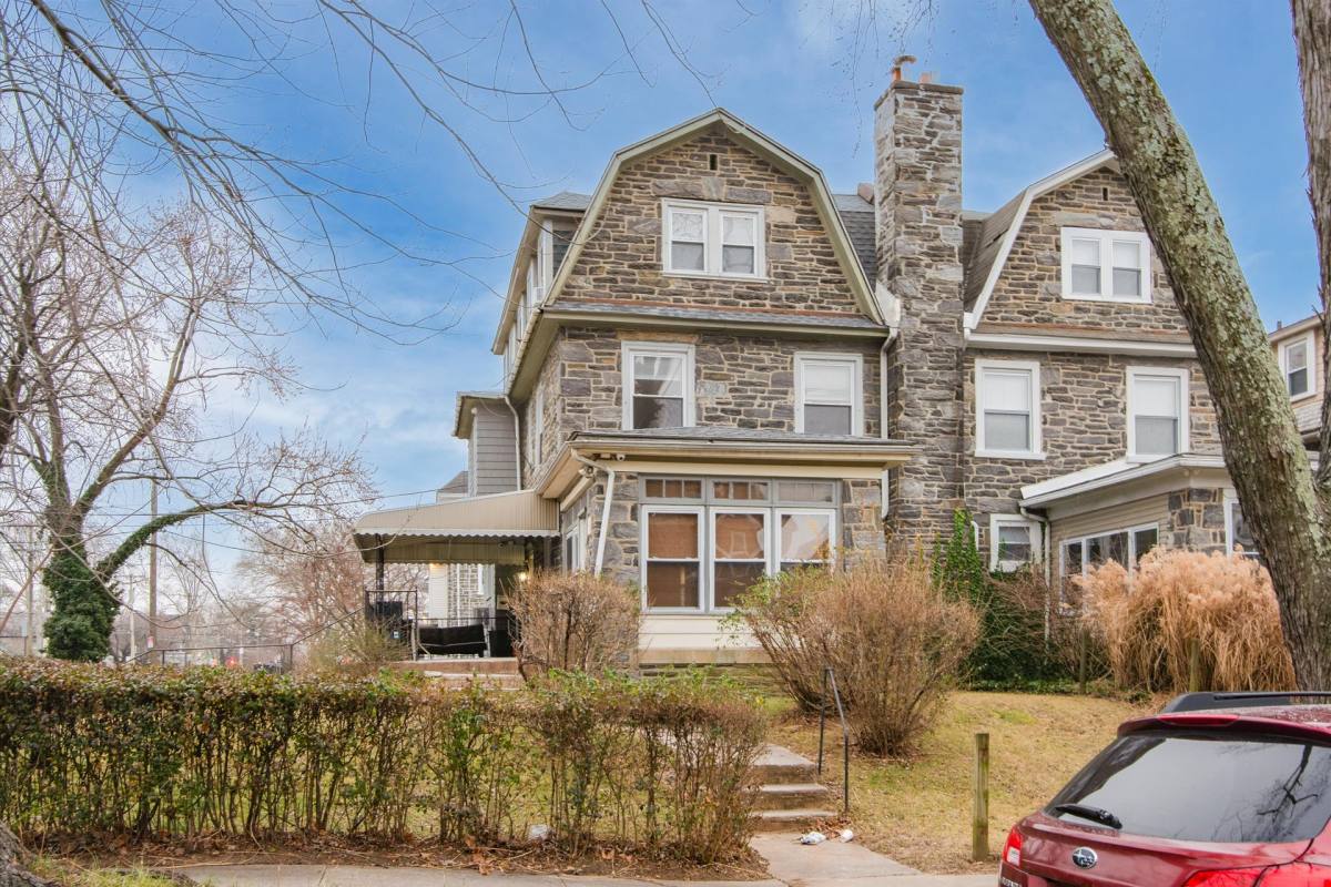 Apartment for rent at 5400 Woodcrest Ave, Philadelphia, PA 19131