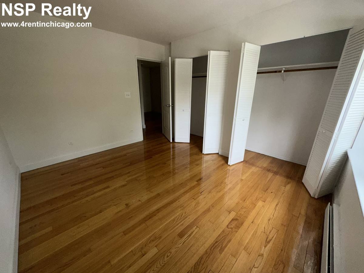 Apartment for rent at 6830 N Sheridan #352, Chicago, IL 60626