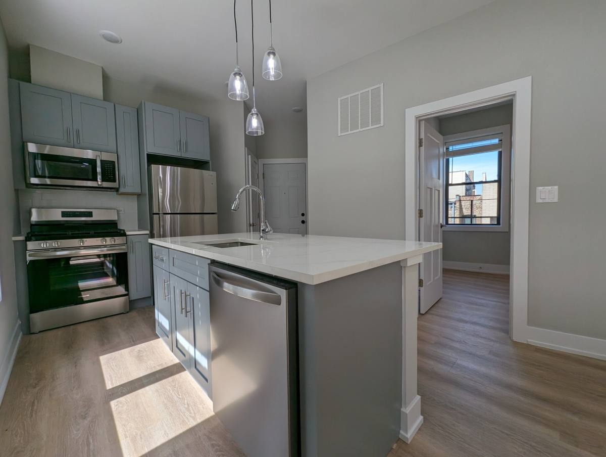 Apartment for rent at 428 W Belden, Chicago, IL 60614