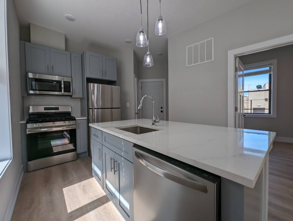 Apartment for rent at 428 W Belden, Chicago, IL 60614