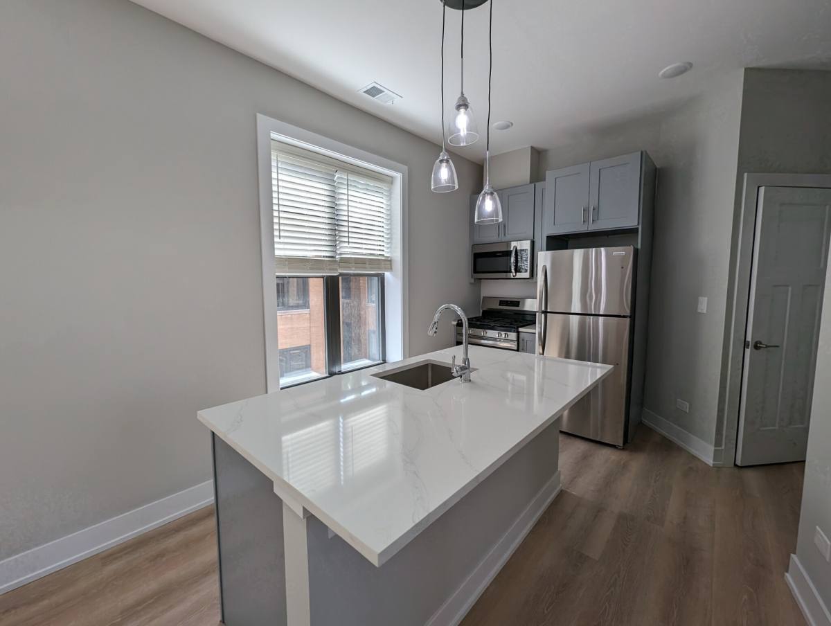 Apartment for rent at 428 W Belden, Chicago, IL 60614