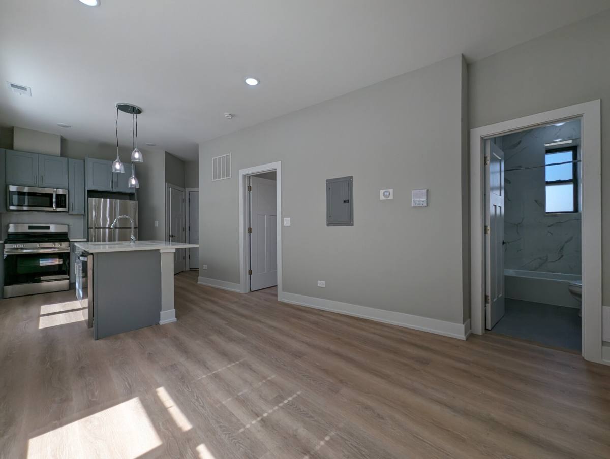 Apartment for rent at 428 W Belden, Chicago, IL 60614