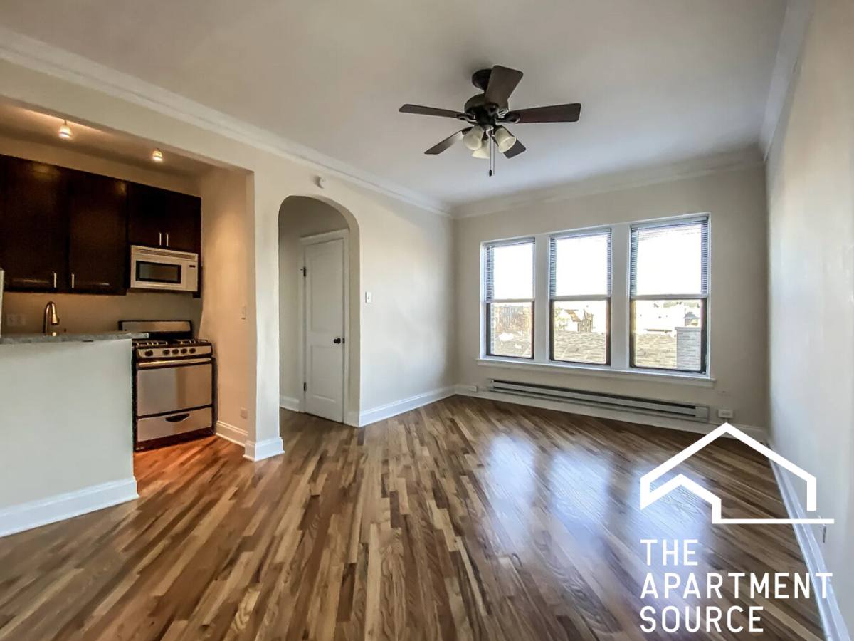 Apartment for rent at 4614 N Paulina St, Chicago, IL 60640