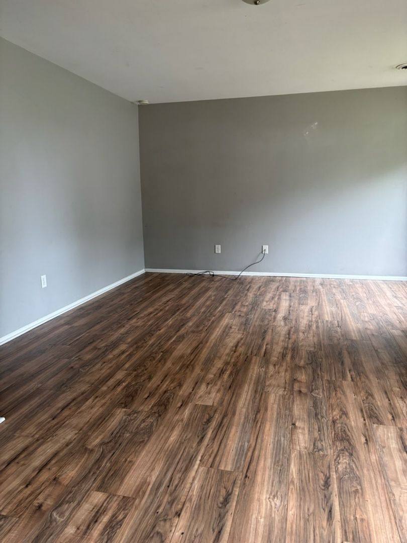 House for rent at 403 S 10th, Oregon, IL 61061