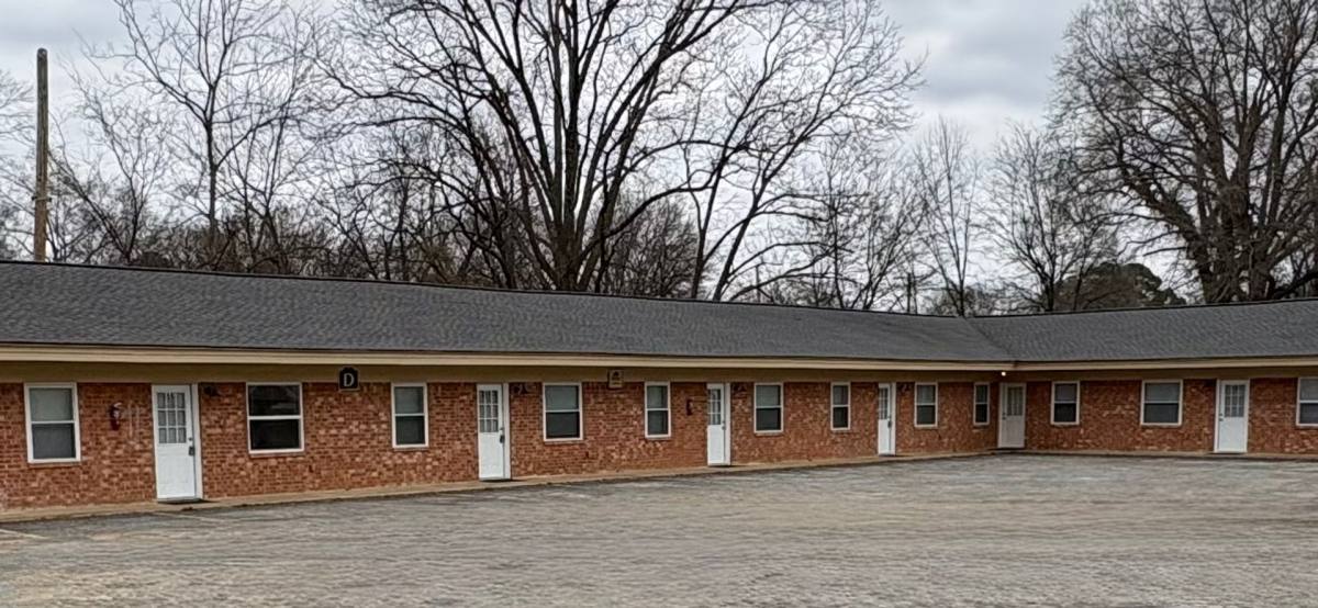 Apartment for rent at 1104 E Race Ave, Searcy, AR 72143