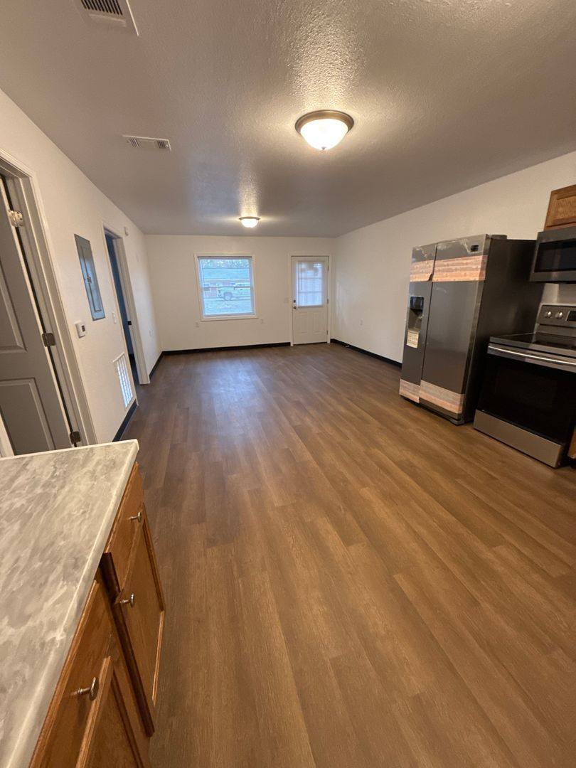Apartment for rent at 1104 E Race Ave, Searcy, AR 72143