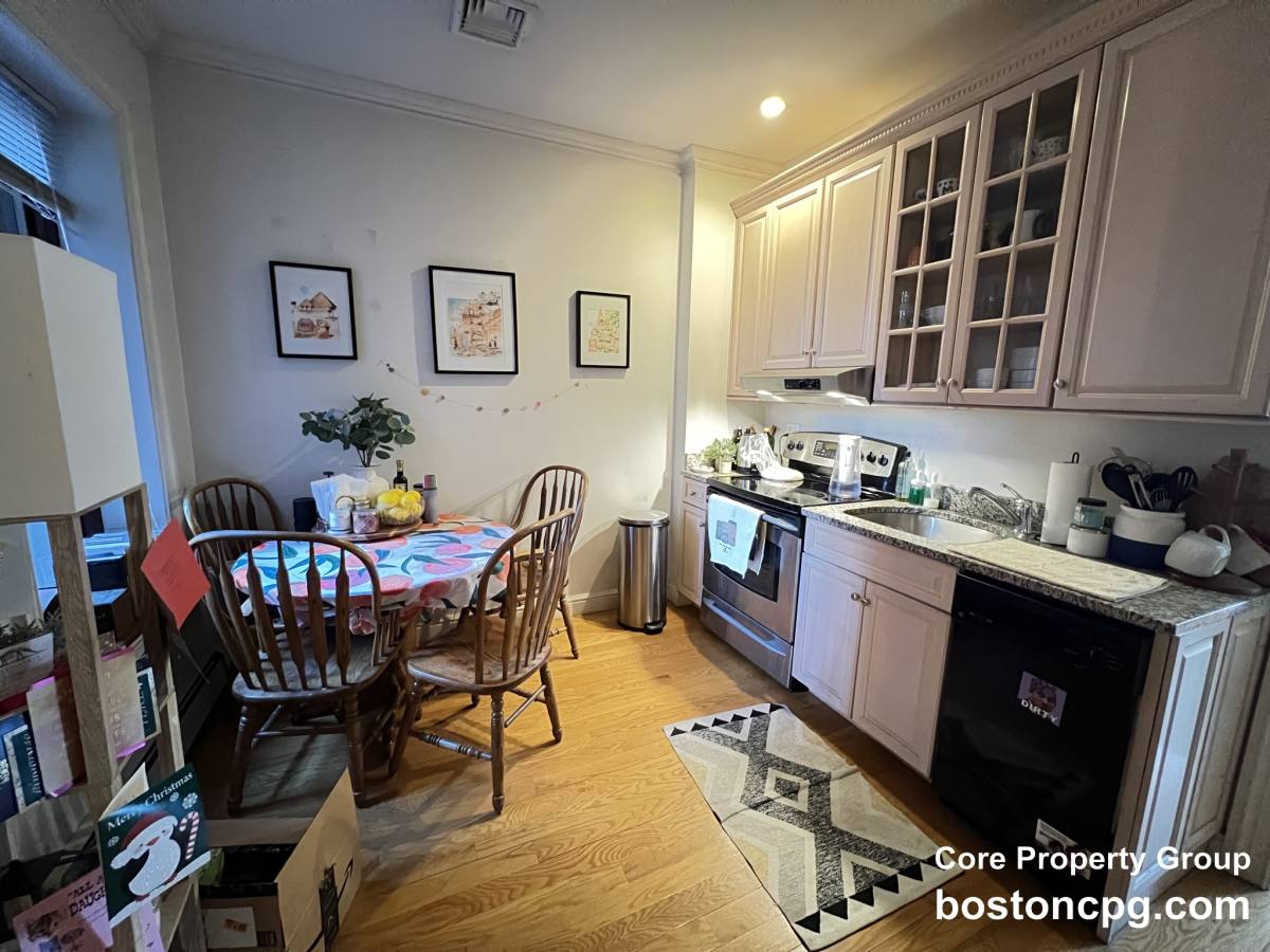 Apartment for rent at 100 Salem #1, Boston, MA 02113