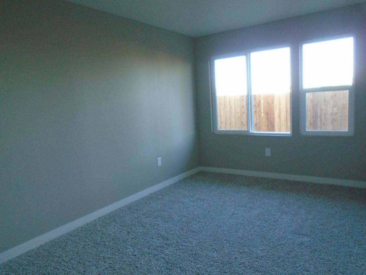 Apartment for rent at 2401 Broadway St, Vallejo, CA 94589